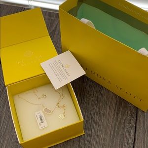 Kendra Scott Necklace NWT